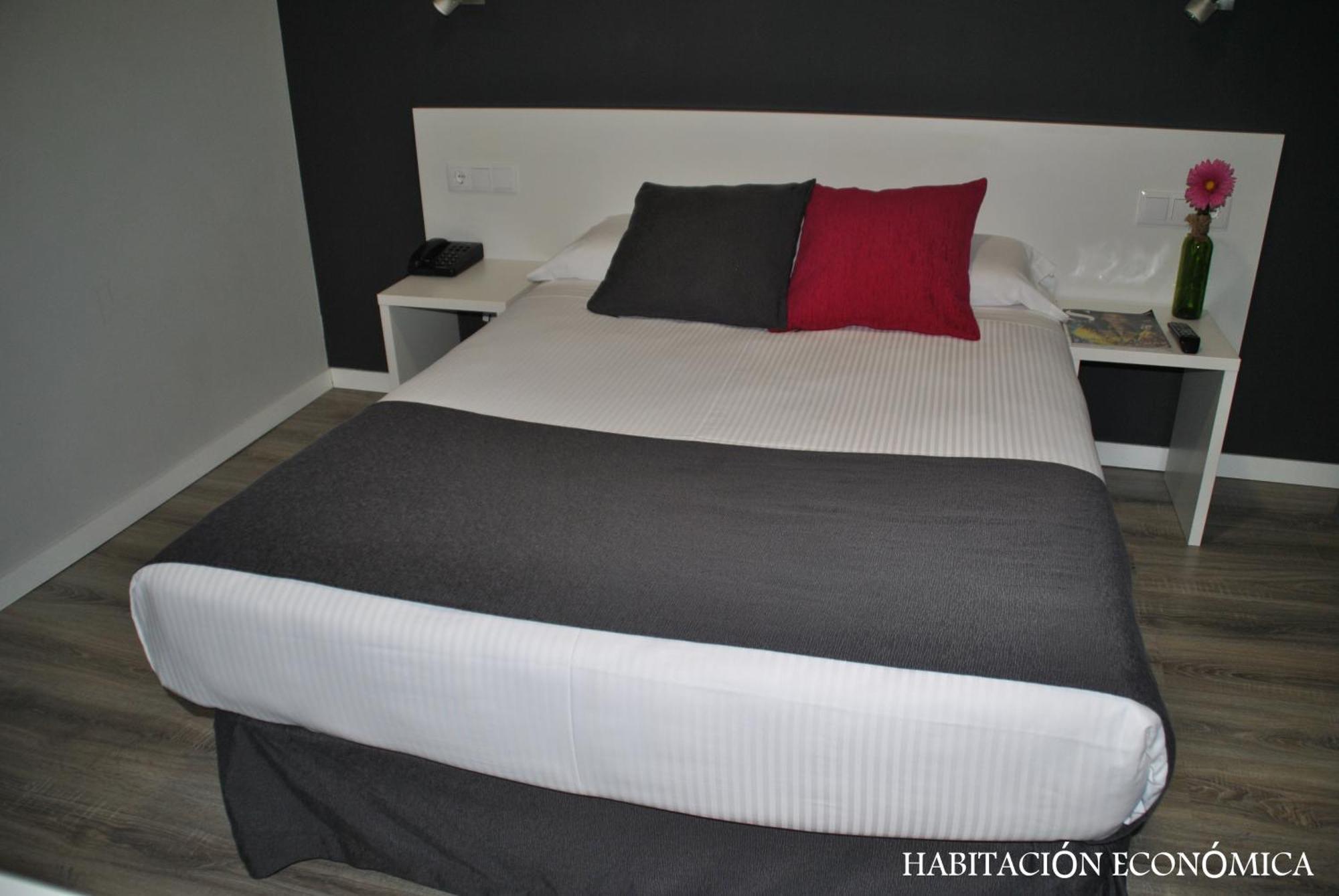 Hotel Junquera Виго Екстериор снимка